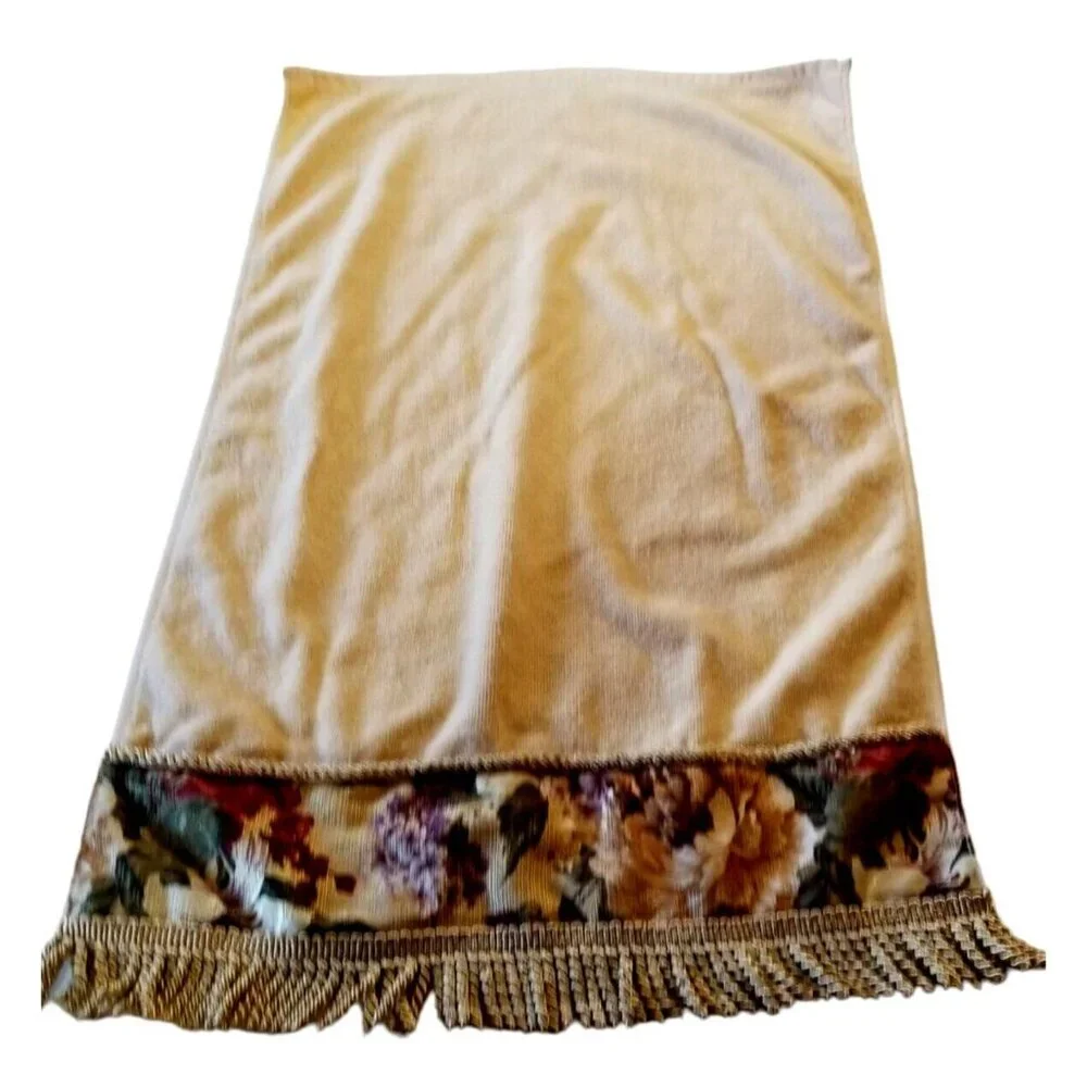 Aussino Hand Guest Towel Beige Gold Fringe Flowers Leaves 16 X 27